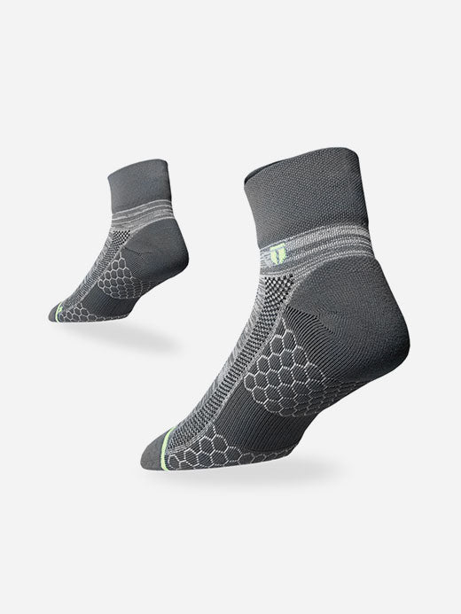 Trail Light Quarter Socks